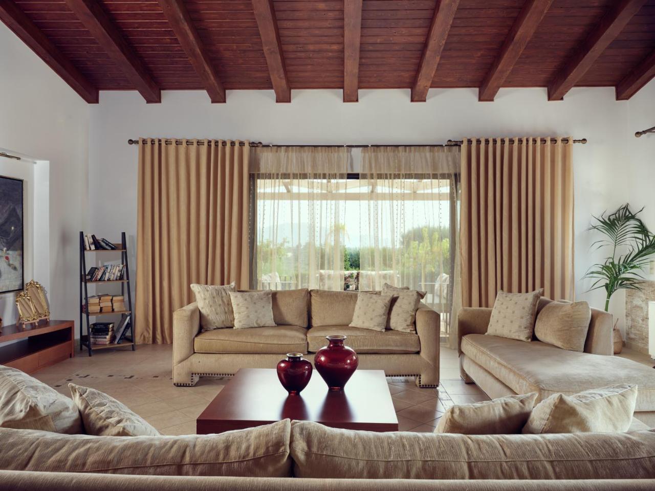 Palm Luxury Vilă *